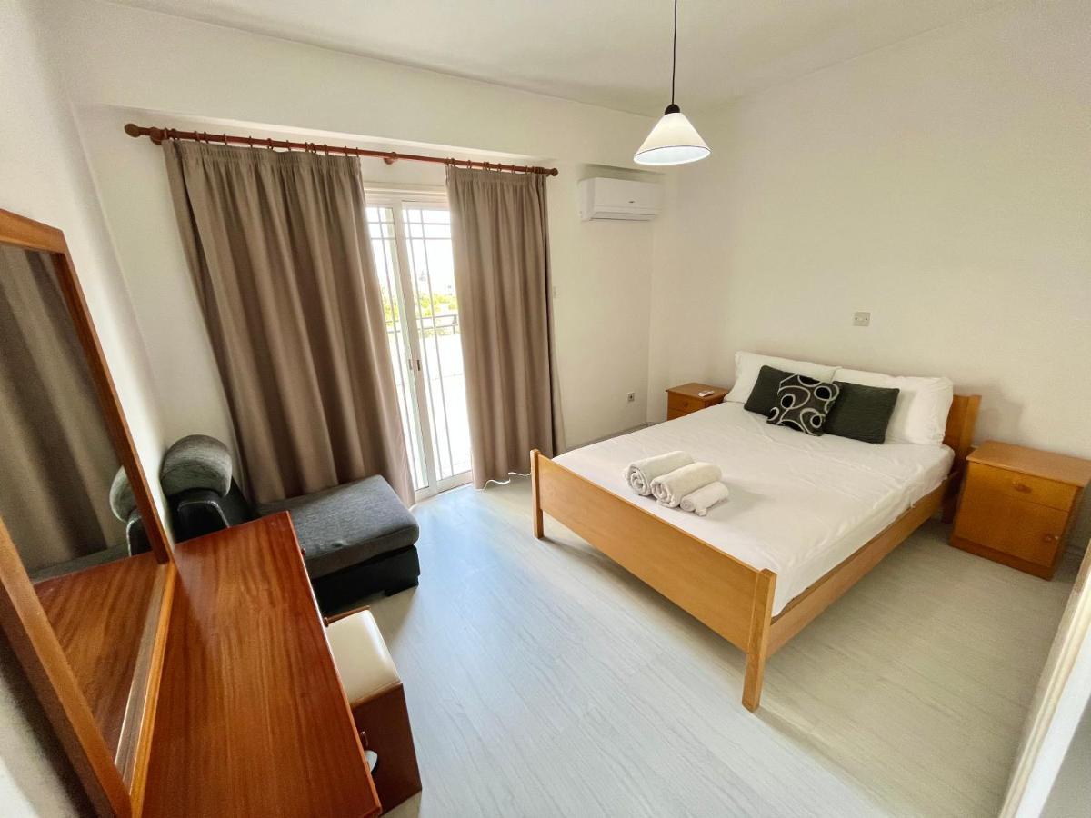 Two Bedroom Seaside Apartman Limassol